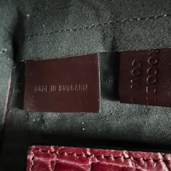 Vince Crocodile-Embossed Leather Tote - Picture 16 of 16